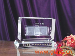 四十周年水晶内雕摆件 价格、厂家与日用百货中的精致选择